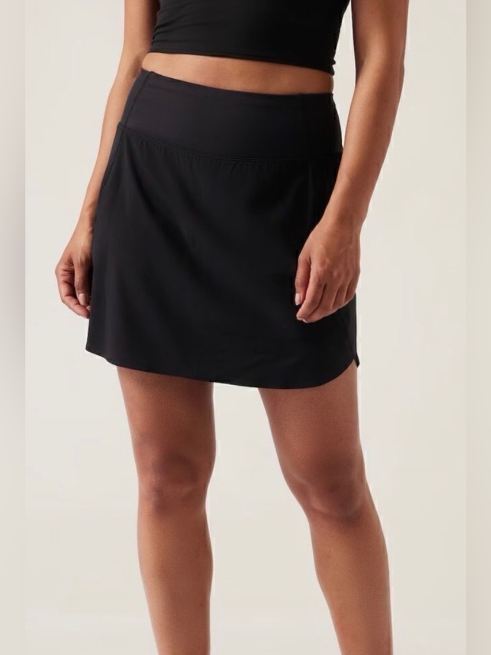 Athleta Run With It High Rise 14" Skort Black